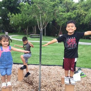 Meet your Posher, Carlos